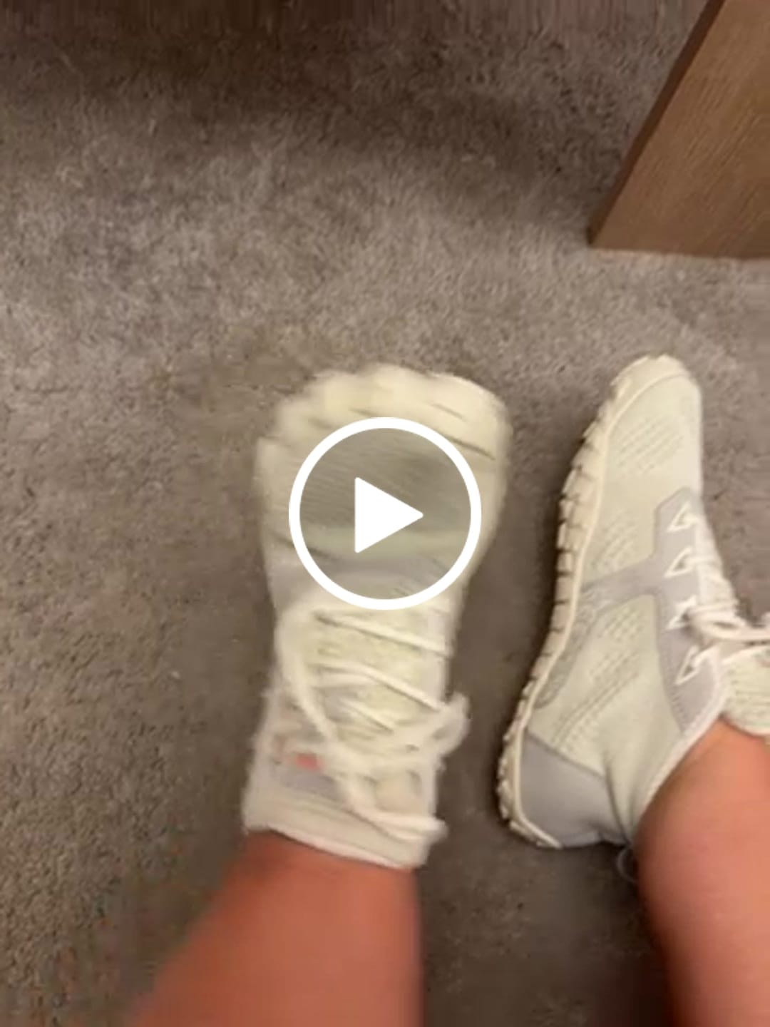 Customer video review of SmartⅠPro - Zapatos Barefoot