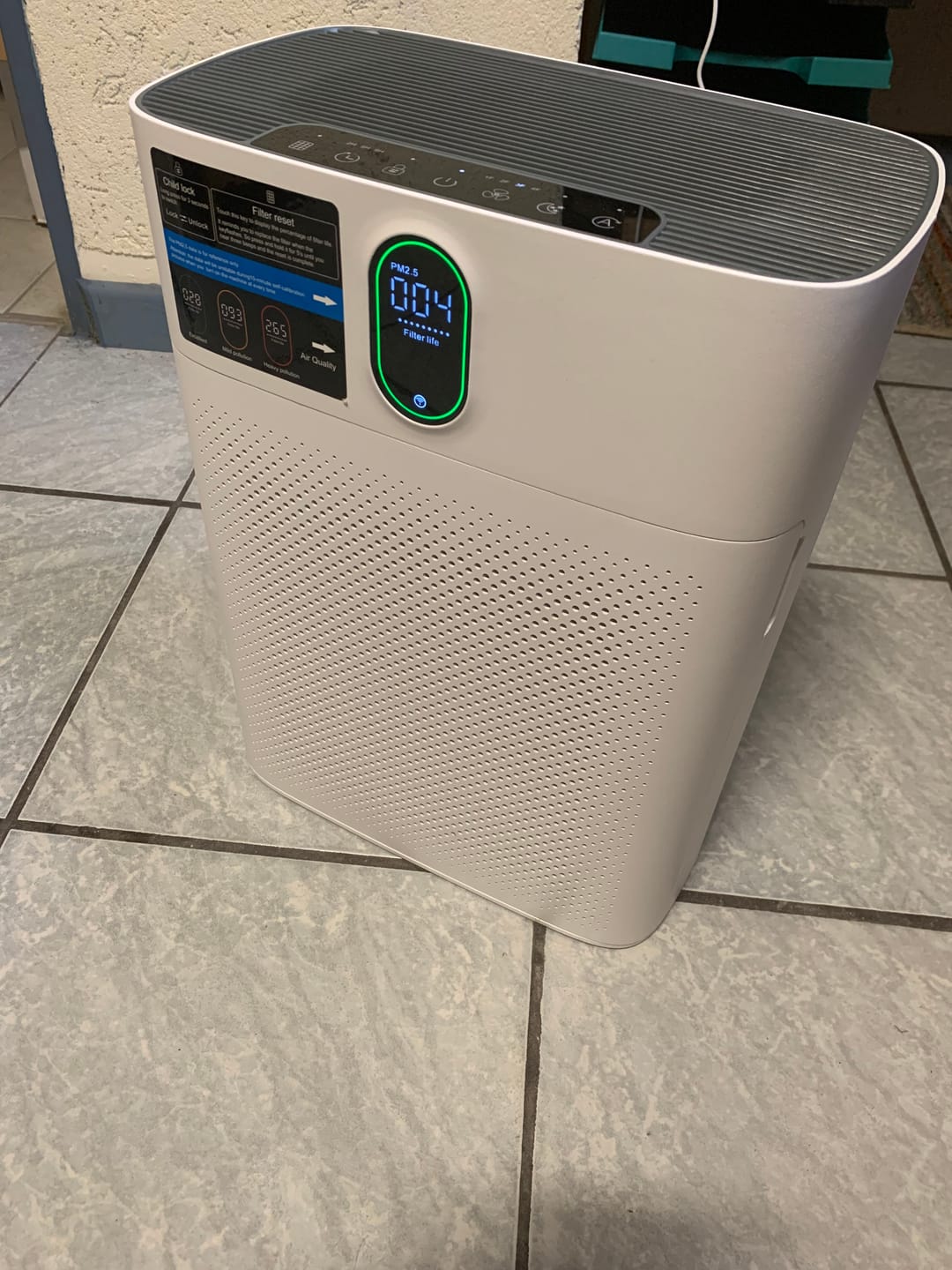 Customer photo review of Smart Luftreiniger V1 Pro – Leistungsstarke HEPA-Filterung mit PM2.5-Sensor, App- und Sprachsteuerung für saubere Raumluft