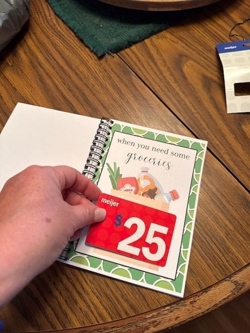 Customer photo review of Chrismtas Gift Card Book