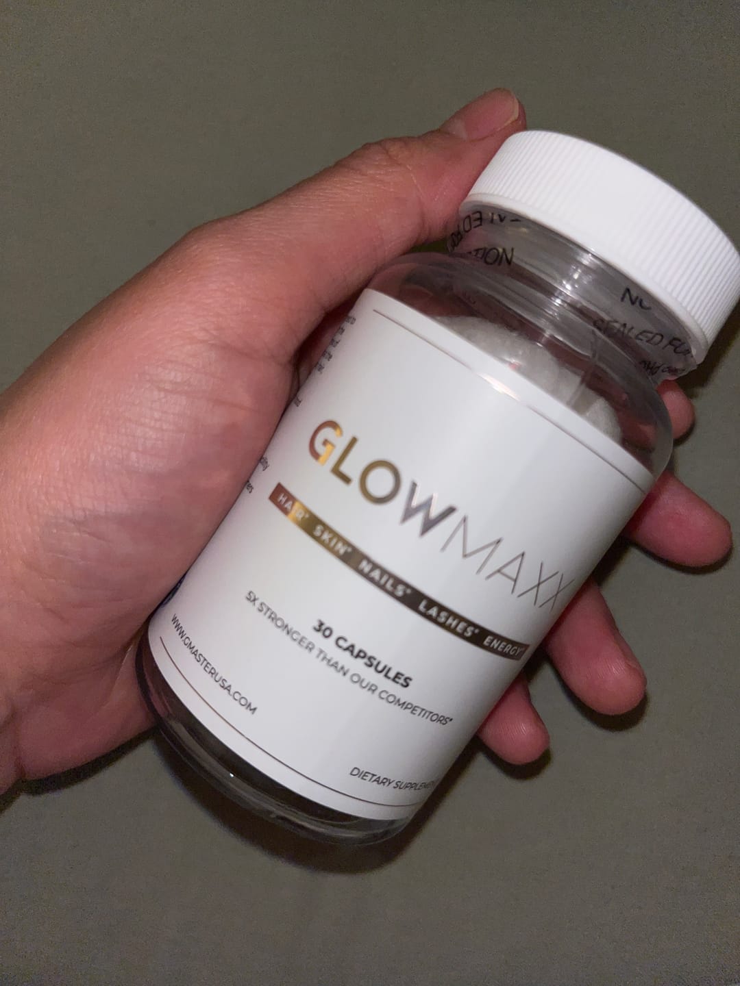 Customer photo review of GLOW MAXX