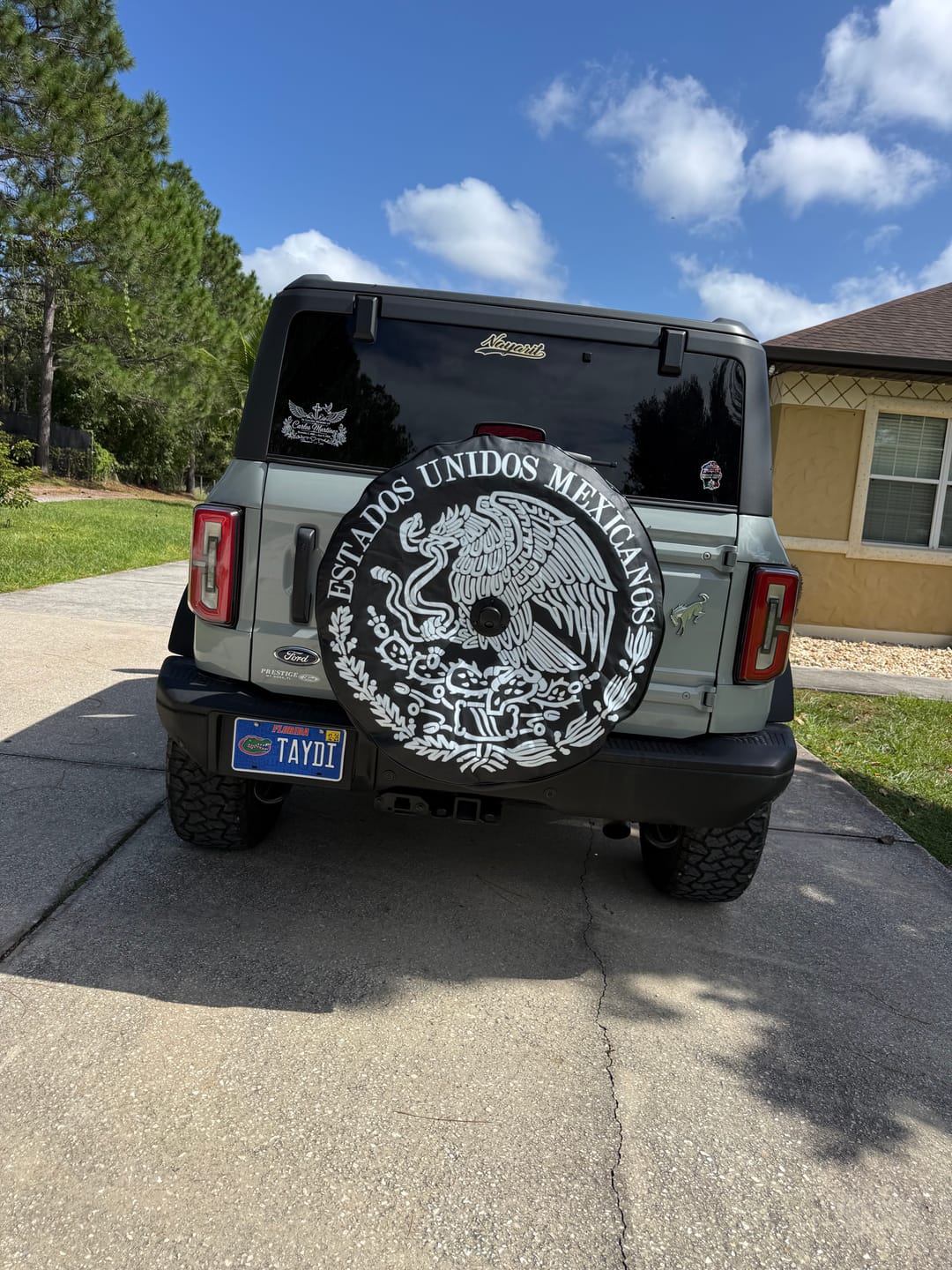 Customer photo review of Custom FORD BRONCO Tire Cover