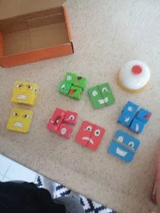 Customer photo review of Rubik Emoji Oyun Seti