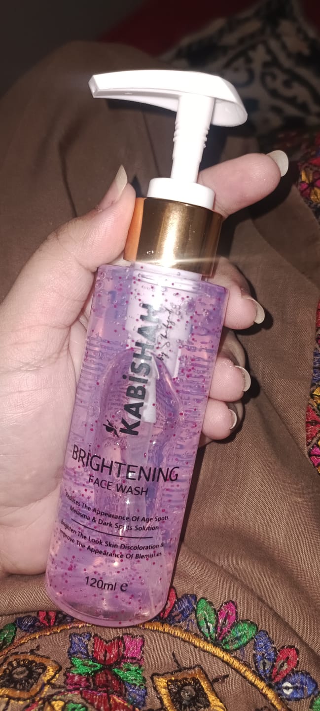 Customer photo review of LuminaBright Whitening Face Wash Double Pack: Duo Glow
