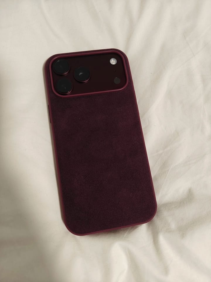 Customer photo review of Heltra Premium Alcantara Kılıf