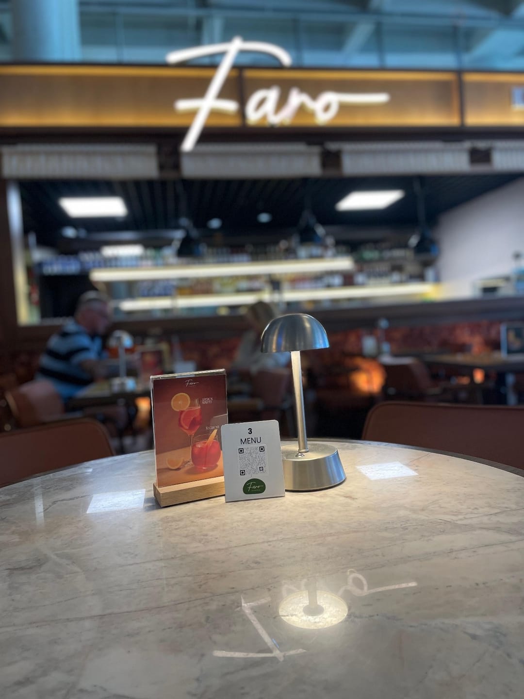 Customer photo review of Metal QR Menü Standı