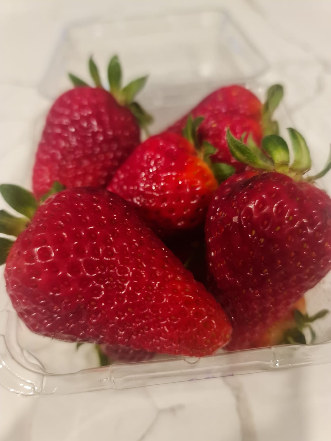 Customer photo review of Strawberries Premium Large 250g - 2 Pack