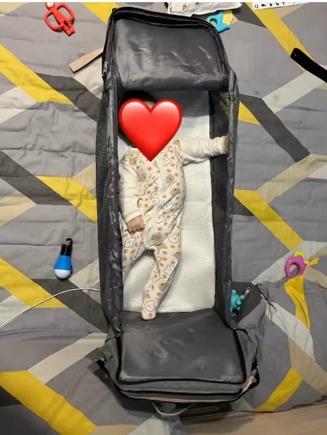 Customer photo review of Mochila Pañalera con Cuna