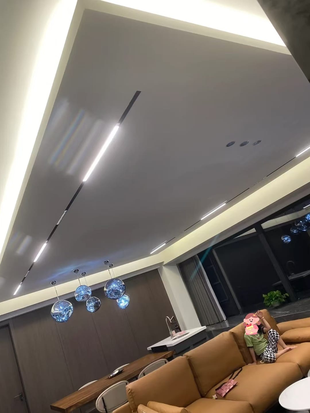 Customer photo review of Tambora Lava Pendant Light, Bulb Version