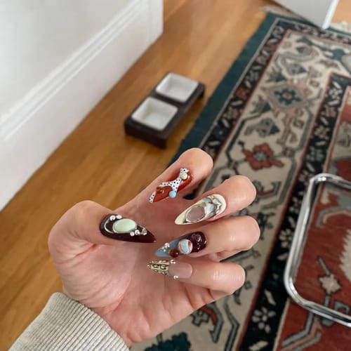 Customer photo review of Glass Orchid Stiletto Press-On Nails