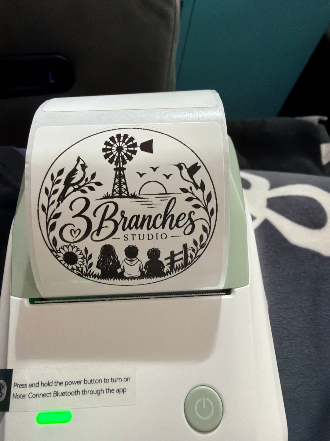 Customer photo review of NIIMBOT B1 Inkless Thermal Label Printer, Create Professional Business Labels with Ease