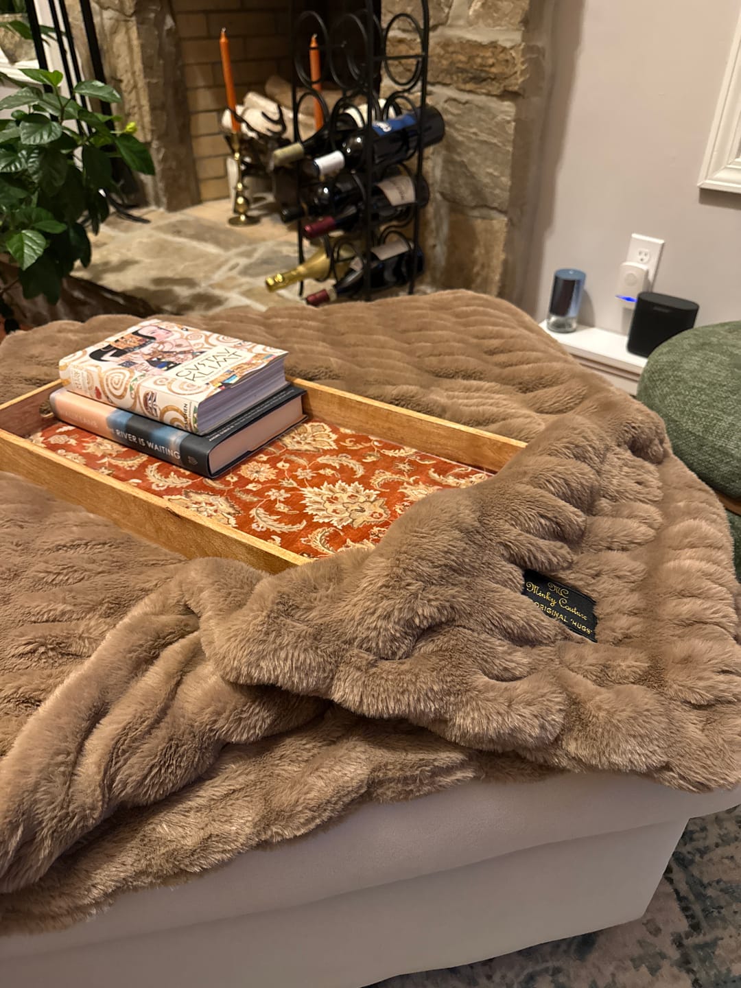 Customer photo review of Hugs Cotton Candy Caramel Blanket