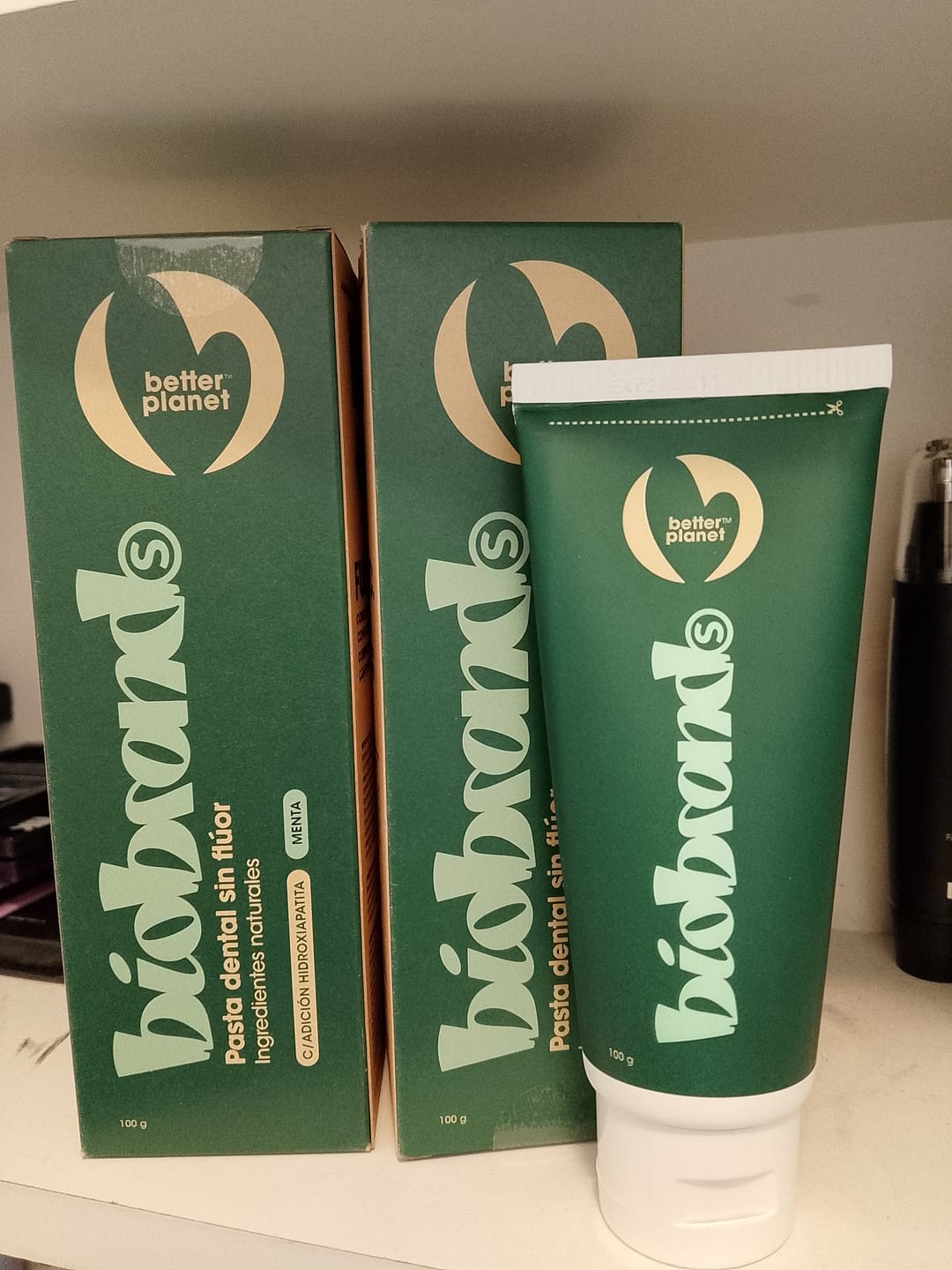 Customer photo review of Pasta Dental Natural Menta S/Flúor Hydrox. (HA) 100 gr
