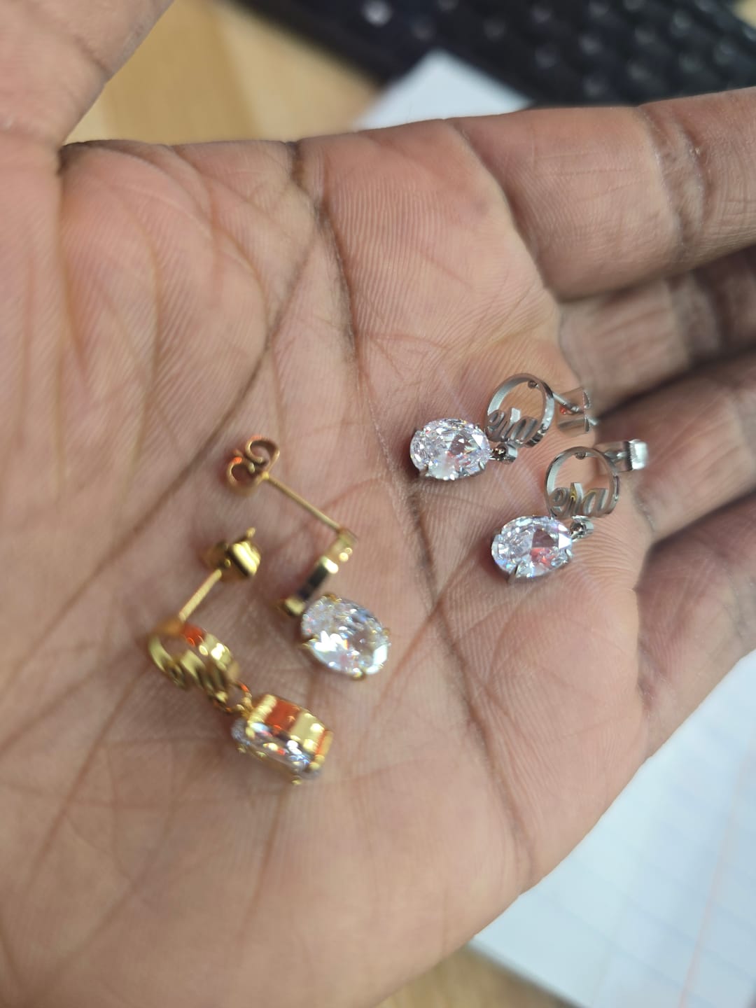 Customer photo review of Mini Era Logo Drop Studs