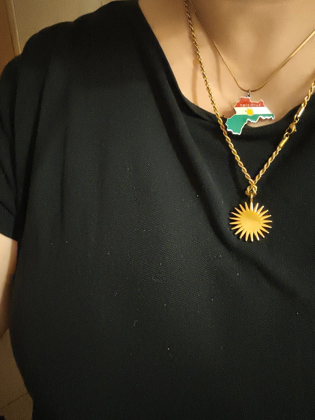 Customer photo review of Kurdistan Sonne Kette (Groß)