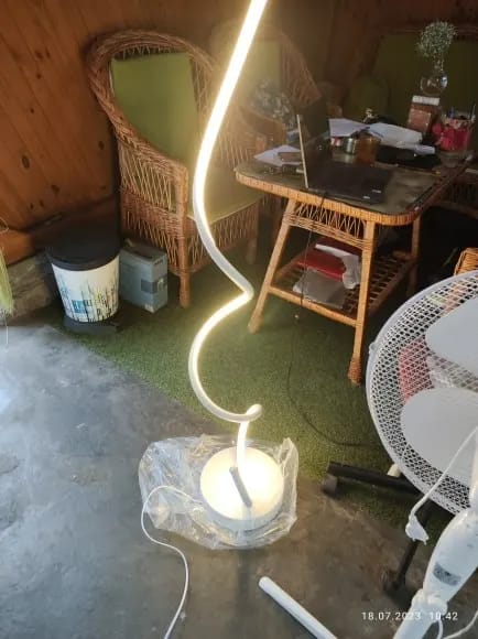 Customer photo review of Spiral LED Floor Lamp, Aluminium and Acrylic, 133 cm, Plug In