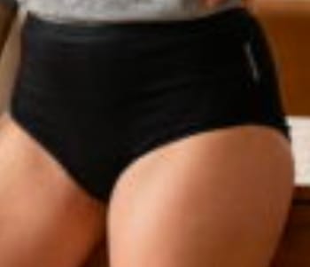 Customer photo review of Culotte Menstruelle Léa