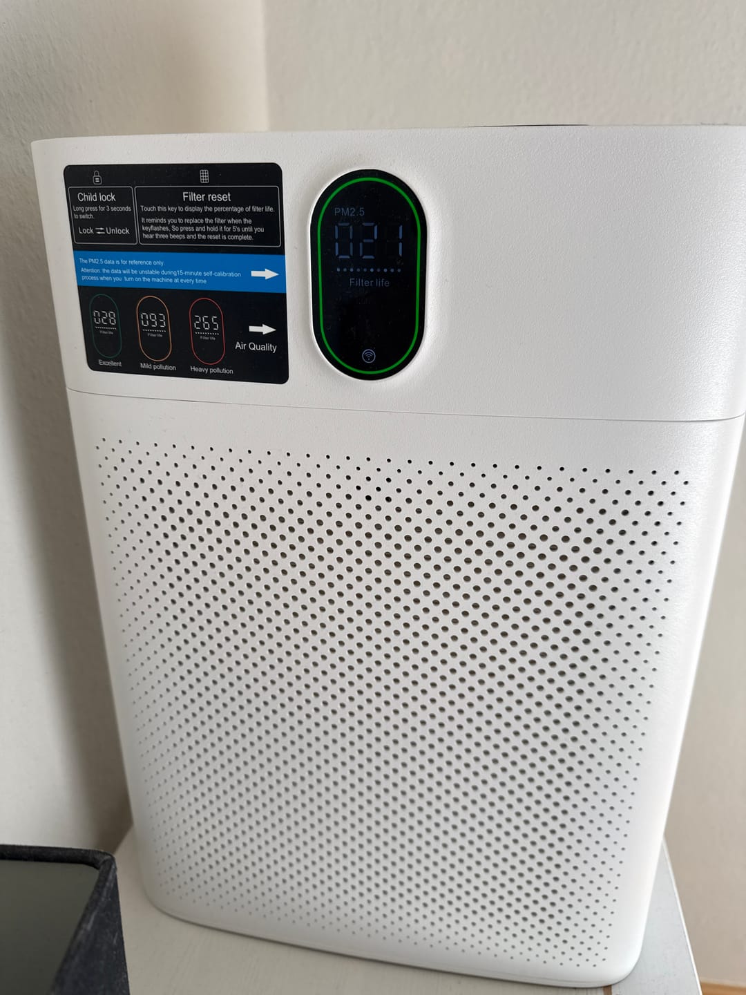 Customer photo review of Smart Luftreiniger V1 Pro – Leistungsstarke HEPA-Filterung mit PM2.5-Sensor, App- und Sprachsteuerung für saubere Raumluft