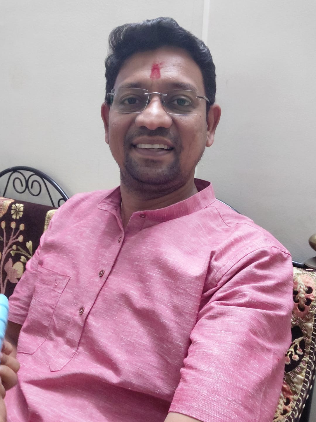 Customer photo review of Vibe - Light Raspberry Short Kurta For Mens | Uathayam