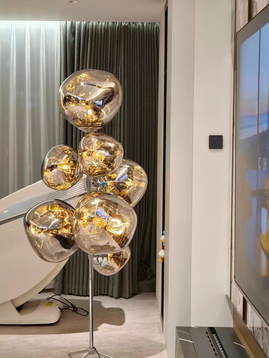Customer photo review of Tambora Lava Floor Lamp with Low-Profile Tripod Base