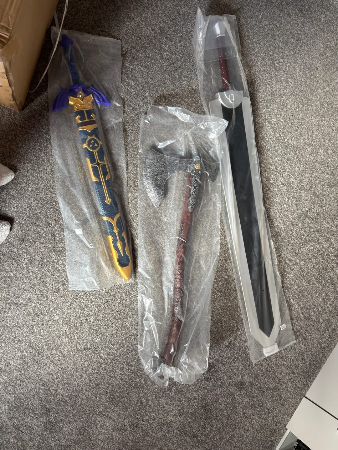 Customer photo review of Zelda Master Sword with Sheath for Cosplay (Foam/Plastic)