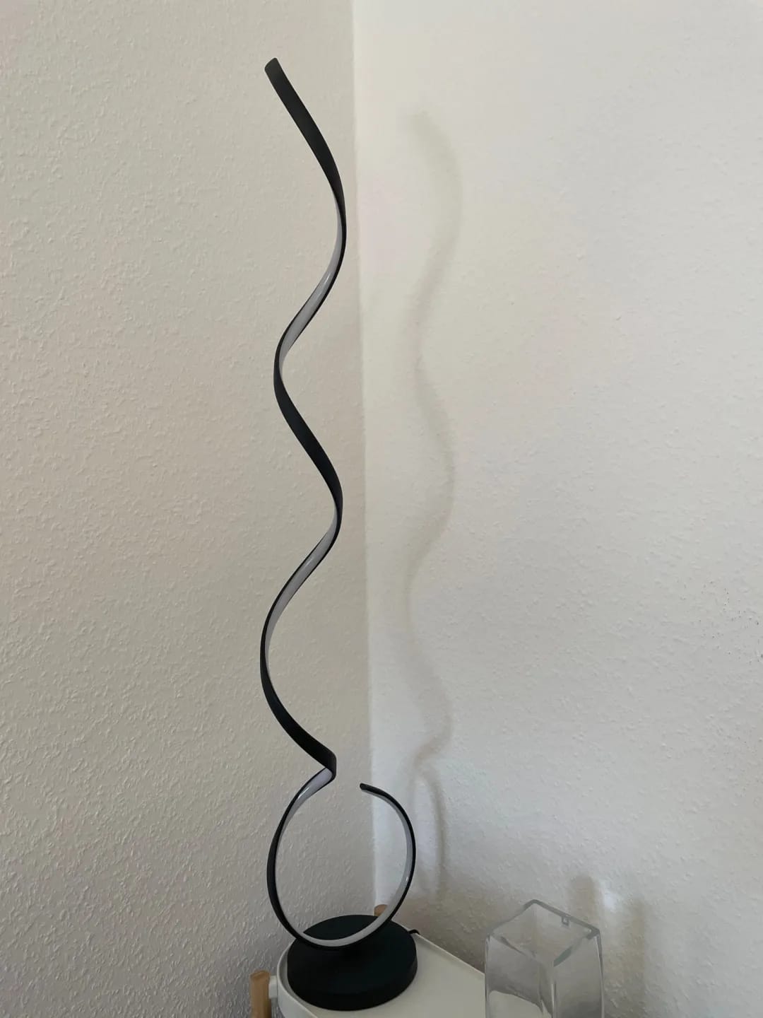 Customer photo review of Spiral LED Floor Lamp, Aluminium and Acrylic, 133 cm, Plug In