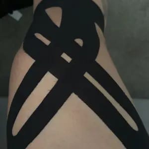 Customer photo review of Supporto Istante Tape Kinesiologico Impermeabile e Traspirante