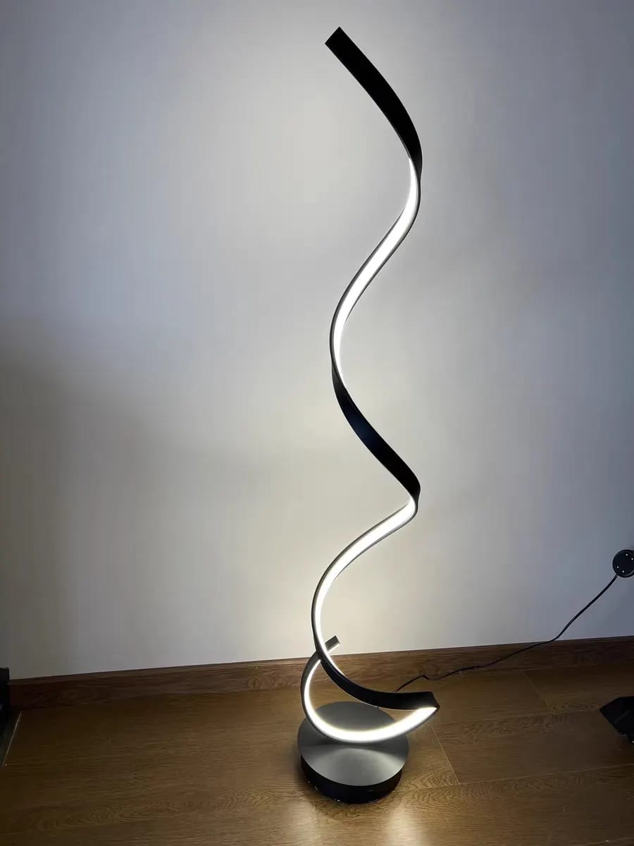 Customer photo review of Spiral LED Floor Lamp, Aluminium and Acrylic, 133 cm, Plug In
