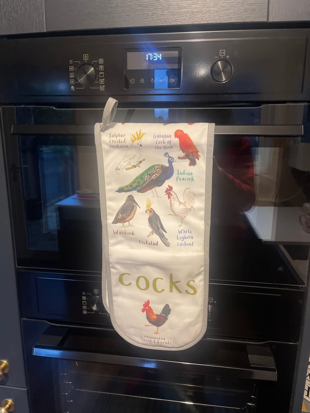Customer photo review of Cocks Oven Glove