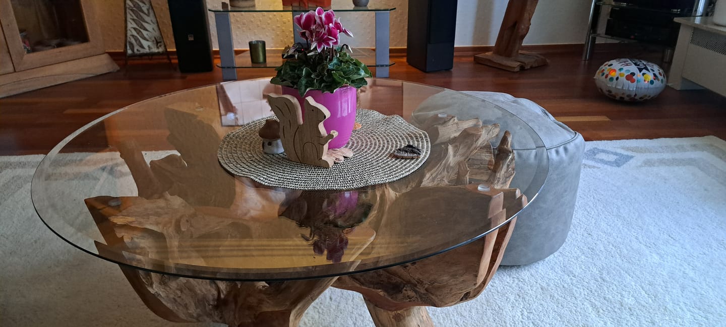 Customer photo review of Glasplatte Tisch Sicherheitsglas für Esstisch, Gartentisch, Weinfass - Rund