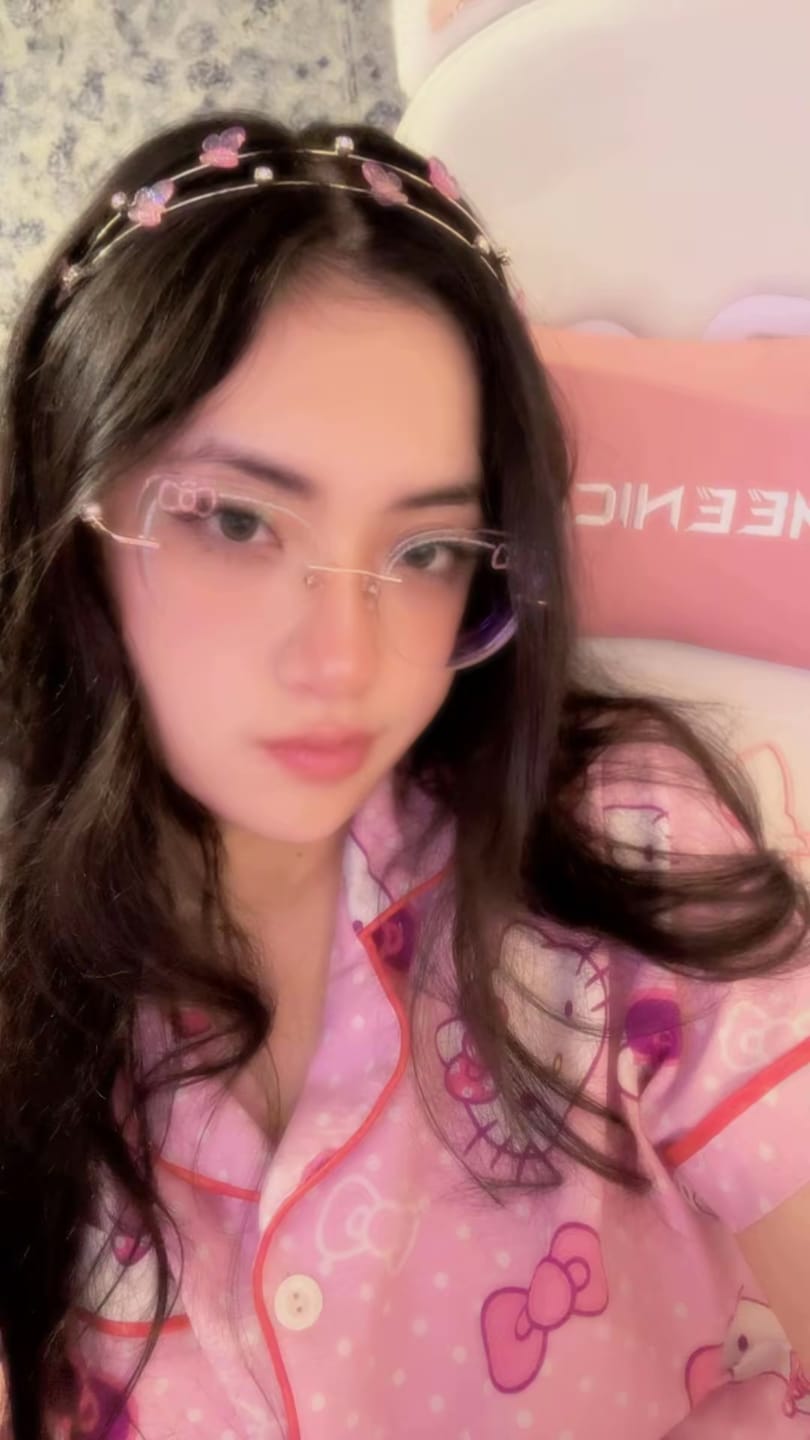 Customer photo review of Kitty Eyeglasses