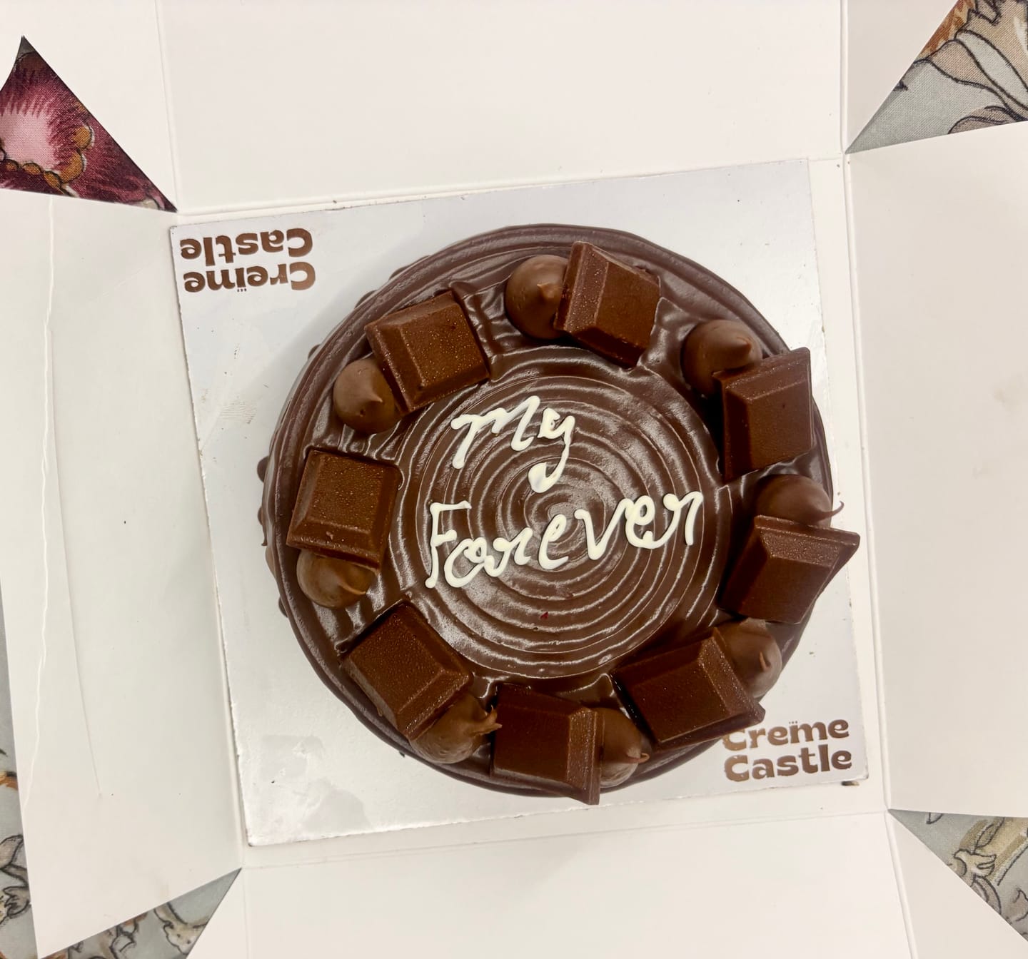 Customer photo review of Classical Dairy Milk Cake