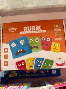 Customer photo review of Rubik Emoji Oyun Seti