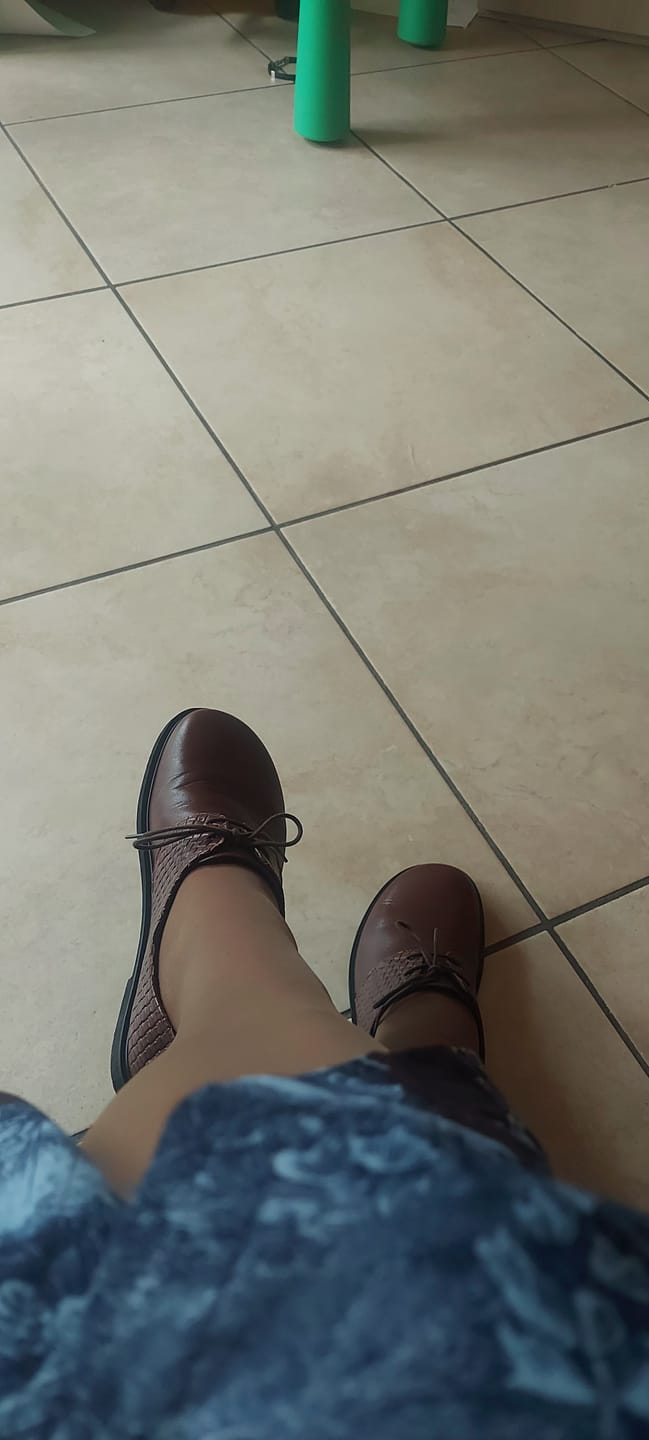 Customer photo review of Bologna Brown allacciata bassa in nappa marrone tacco 1.5 artigianale marchigiana