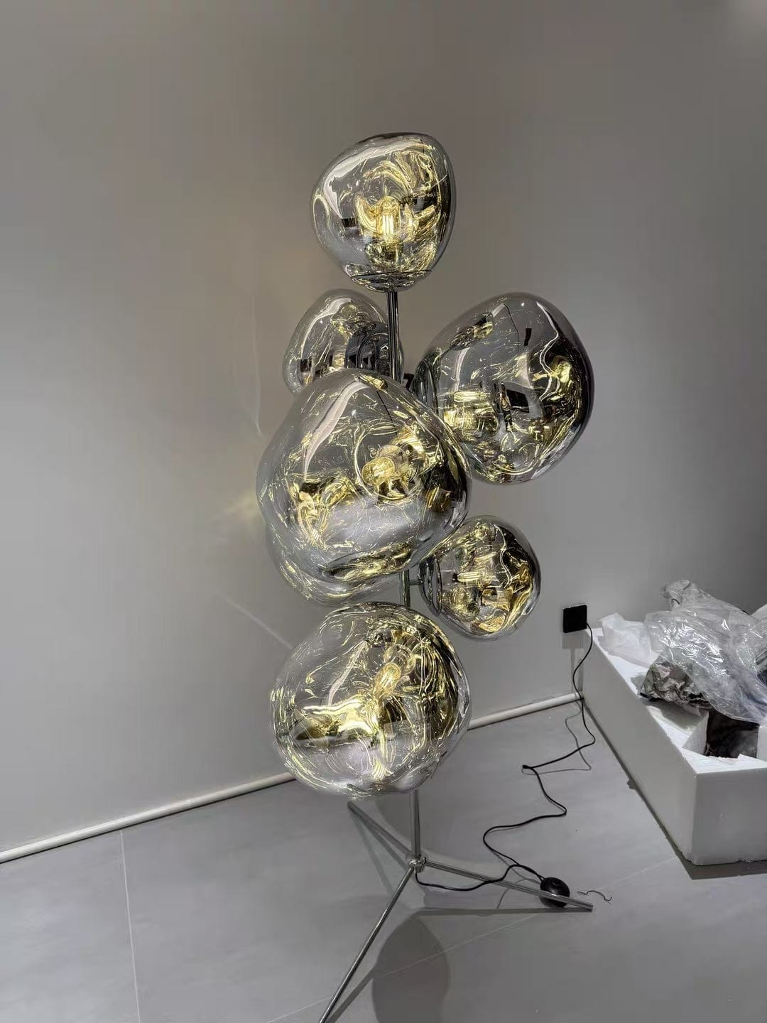 Customer photo review of Tambora Lava Floor Lamp with Low-Profile Tripod Base