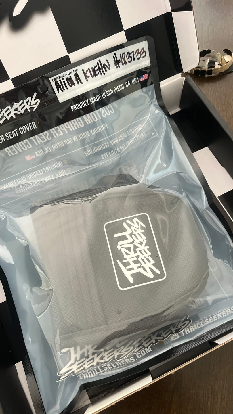 Customer photo review of Custom Seat Cover: 79Bike Falcon Lite
