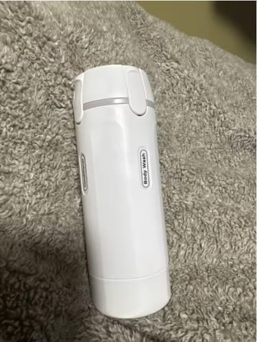 Customer photo review of Dispensador 4 en 1 sin goteos