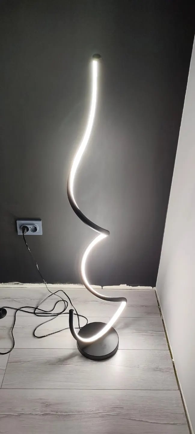 Customer photo review of Spiral LED Floor Lamp, Aluminium and Acrylic, 133 cm, Plug In