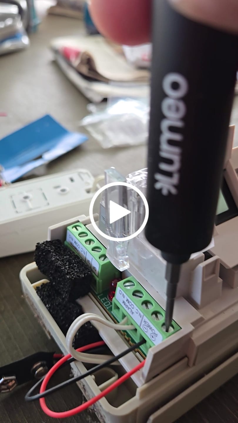 Customer video review of Lumeo QuickFix Electric Precision Screwdriver