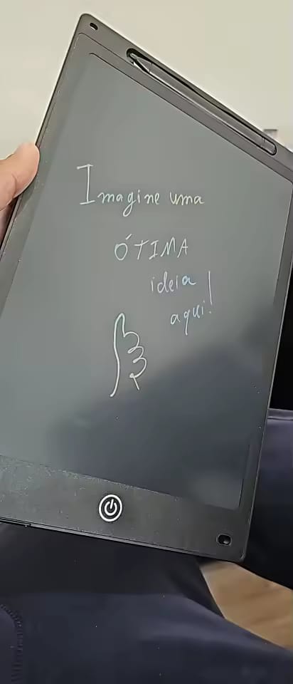 Customer photo review of Montessori SketchPad™- Tavoletta da Disegno LCD