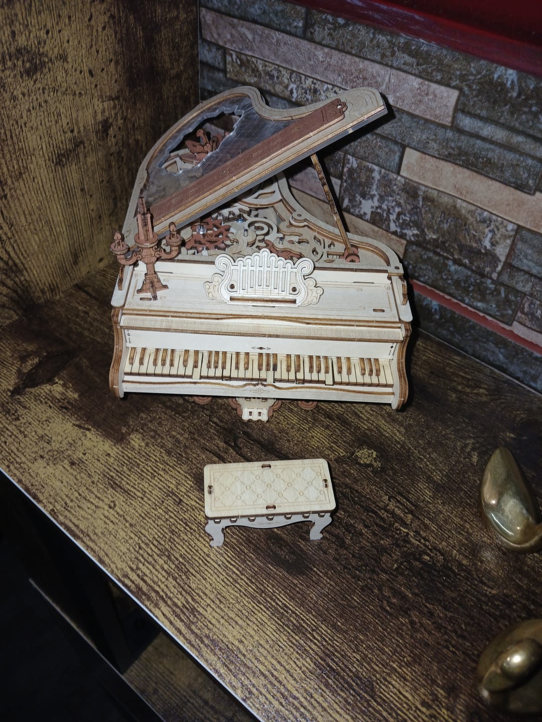 Customer photo review of Magic Piano - Caja Musical Armable - Robotime
