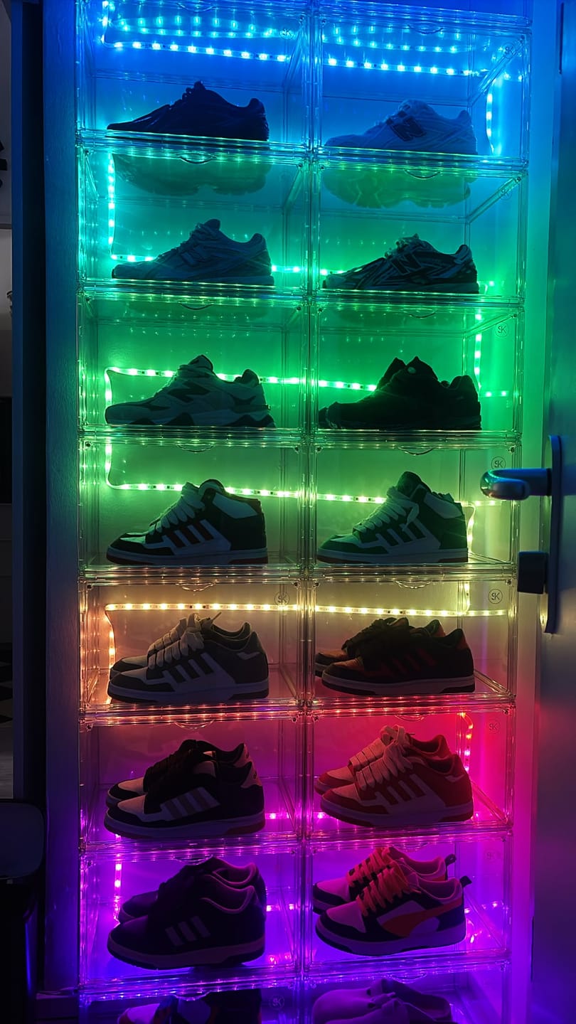Customer photo review of Stackkicks Sneakerbox