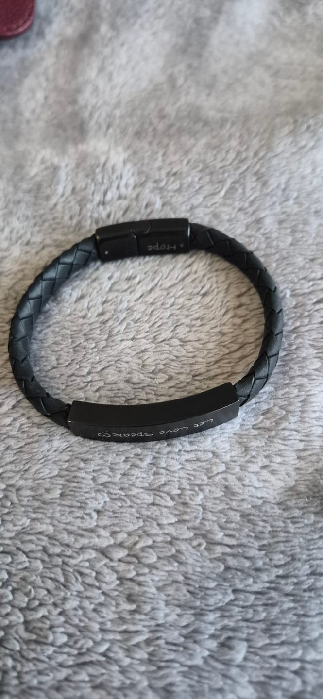 Customer photo review of 8mm Flat Leather ID Bracelet