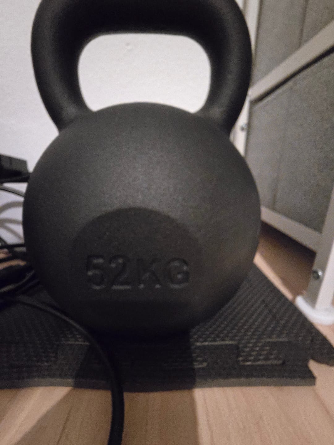 Customer photo review of Strength Shop Cast Iron Kettlebells - Single Mould, Powder Coated, 4-64KG