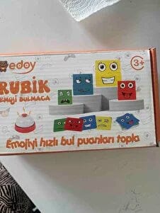Customer photo review of Rubik Emoji Oyun Seti