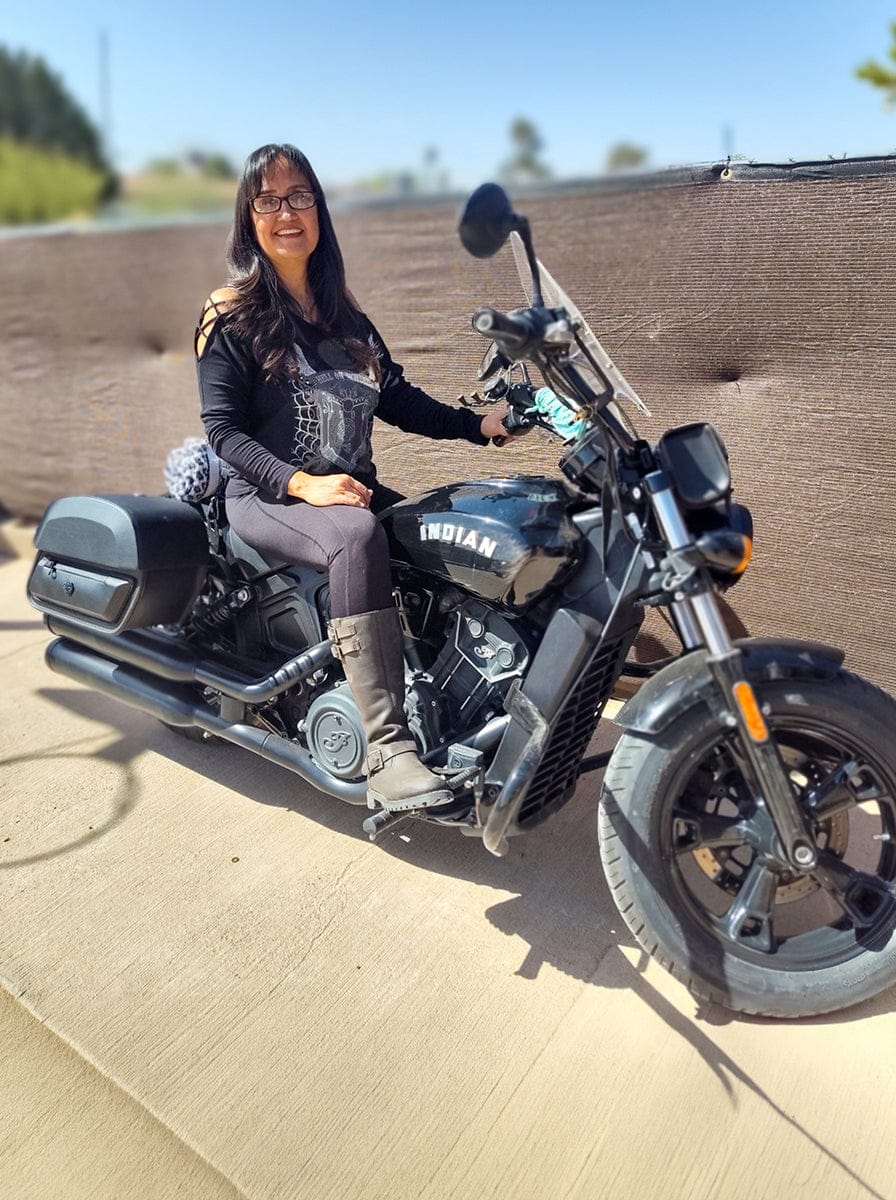 Customer photo review of 28L - Pantheon Medium Quick Mount Indian Scout Bobber Sixty Motorcycle Saddlebags