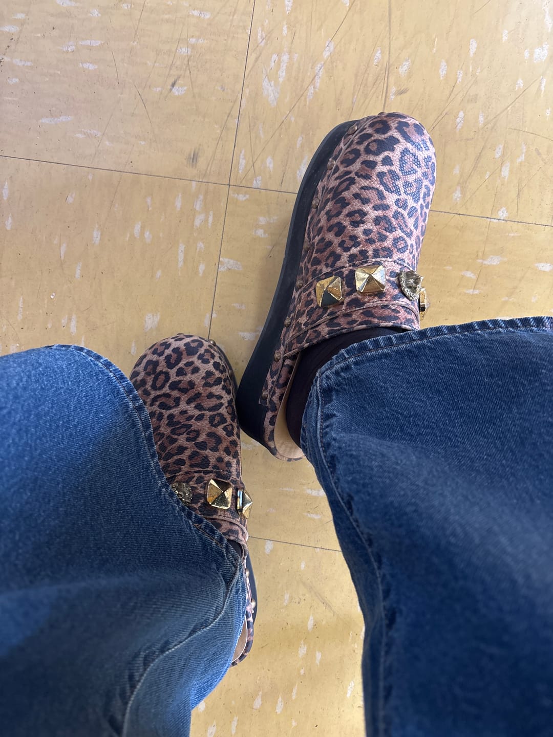 Customer photo review of ZUECO DE CUERO LEOPARDO BAJO
