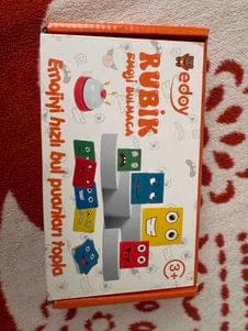 Customer photo review of Rubik Emoji Oyun Seti