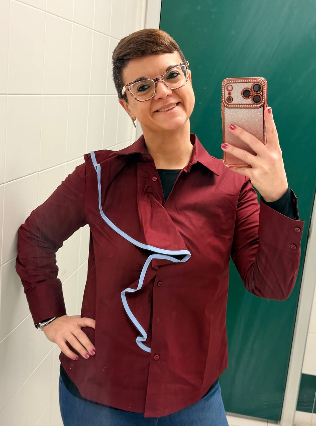 Customer photo review of CAMICIA BRIGIDA BORDEAUX