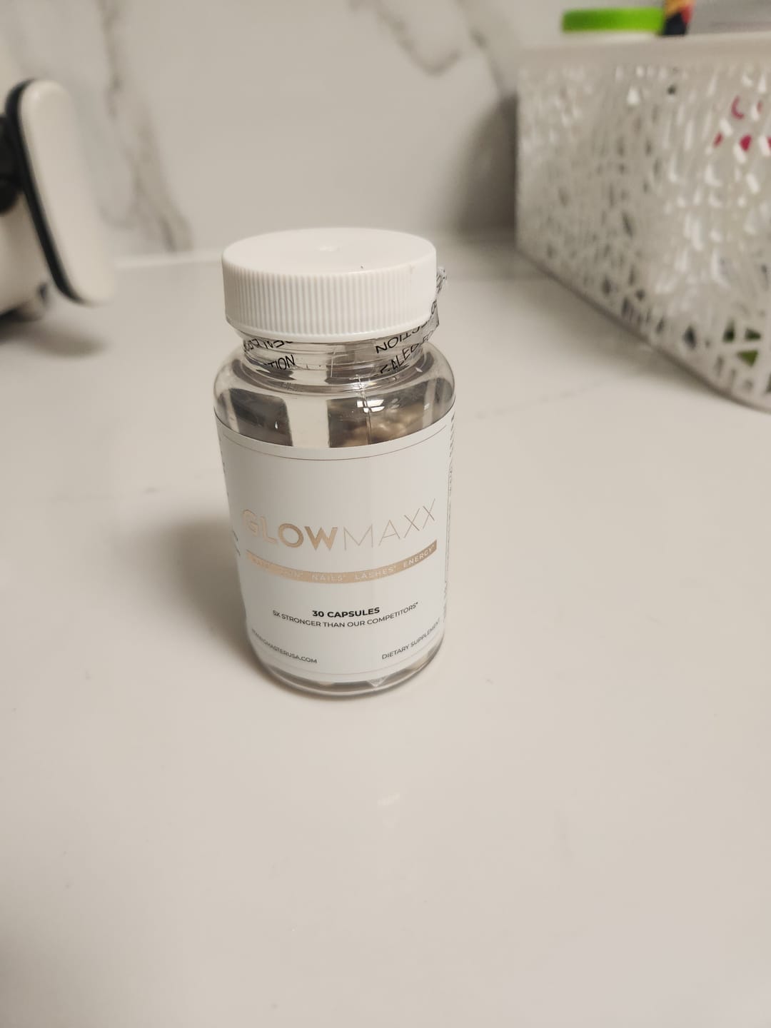 Customer photo review of GLOW MAXX