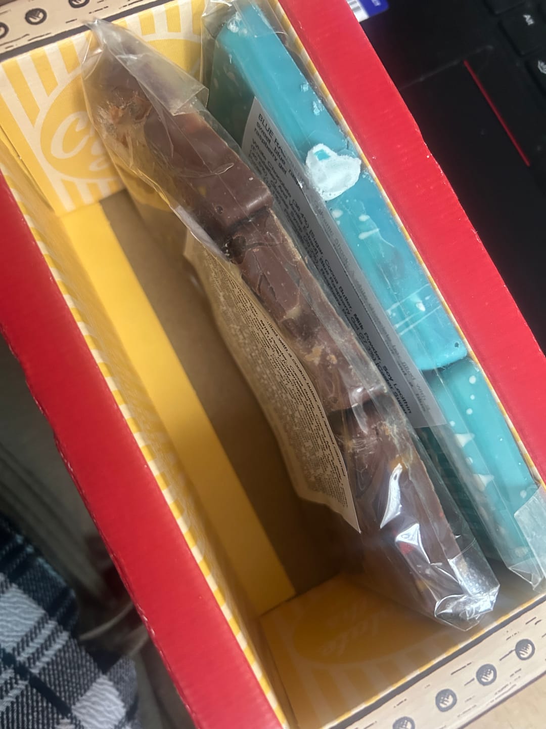 Customer photo review of Broken 13 Days of Halloween Mini 50g bars (pack of 3)